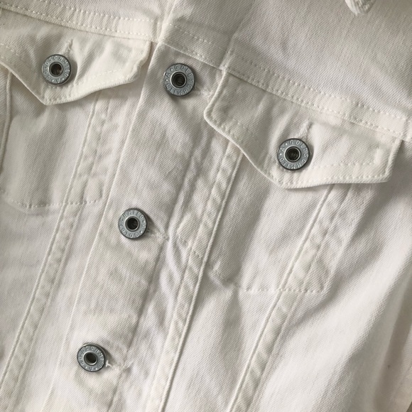 Must Have! 🔥AG “Robyn” Denim Jacket XS - Picture 3 of 8